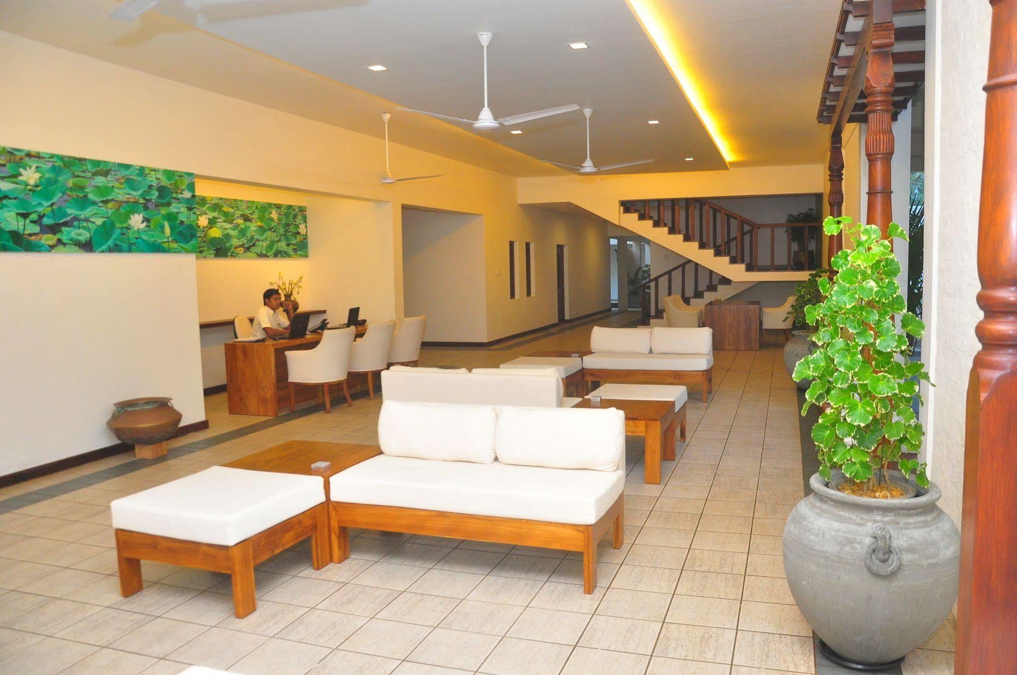Mermaid Hotel & Club Kalutara Kültér fotó